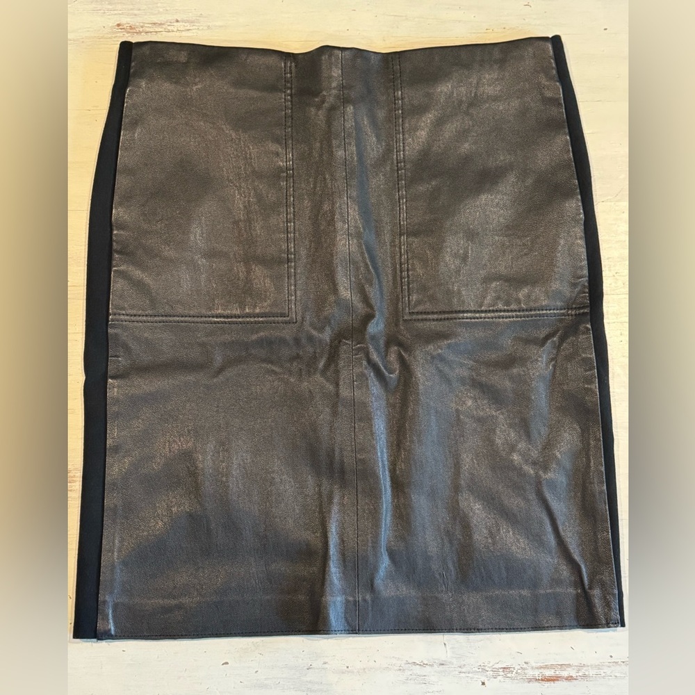front side leather skirt (Vince)